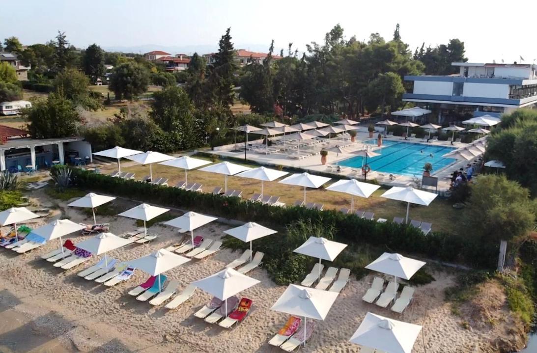 Kassandra Mare Hotel Nea Poteidaia Ngoại thất bức ảnh