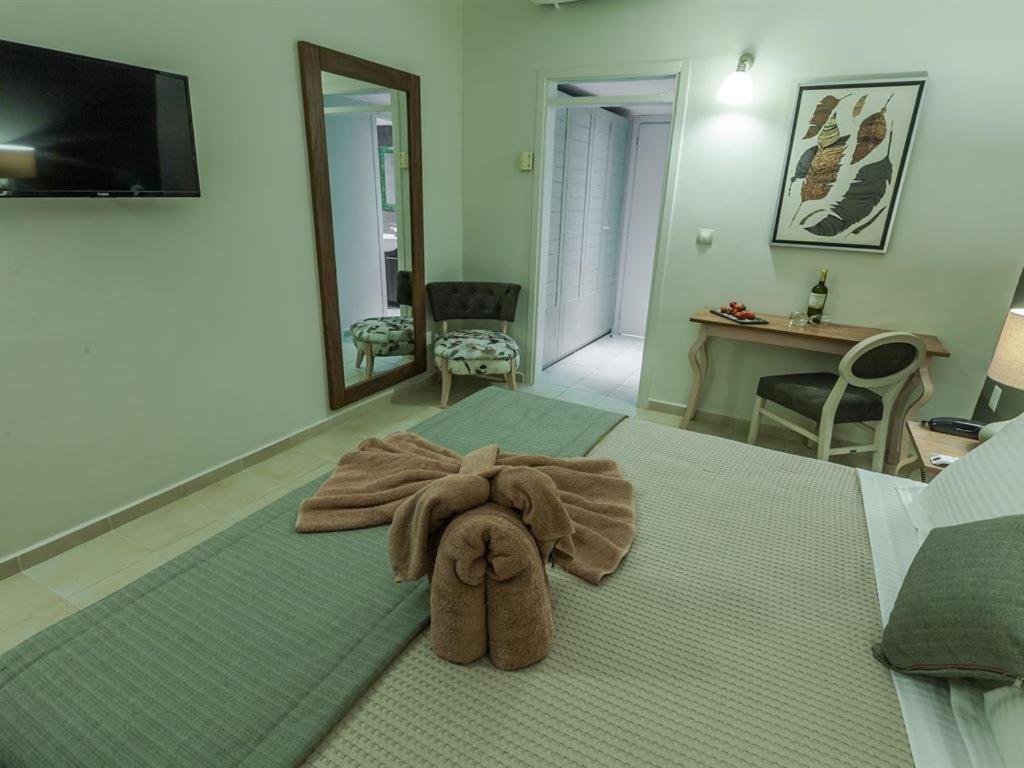 Kassandra Mare Hotel Nea Poteidaia Ngoại thất bức ảnh