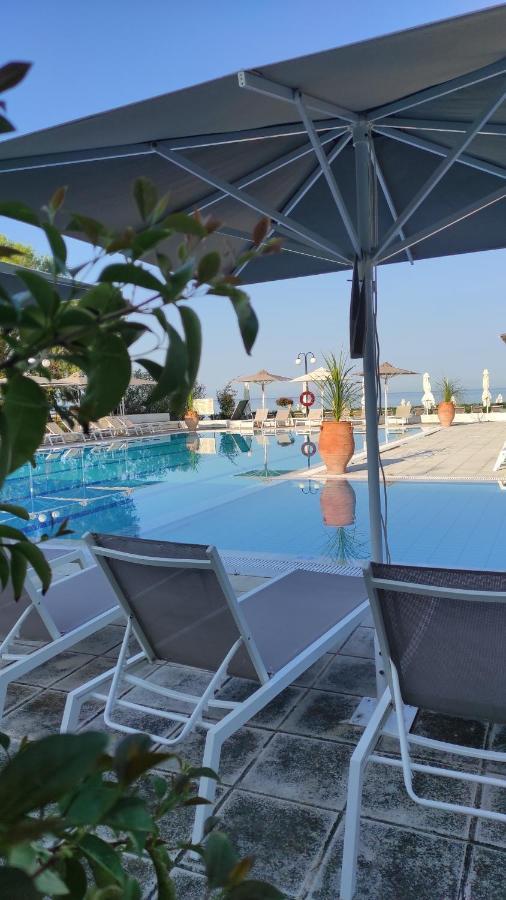Kassandra Mare Hotel Nea Poteidaia Ngoại thất bức ảnh